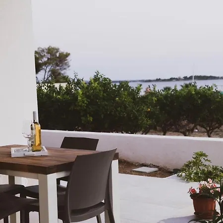 Le Terrazze Sullo Stagnone 아파트